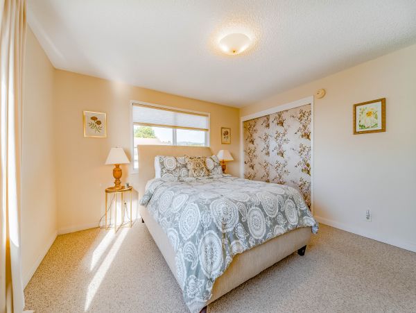 Mendocino Home 982953