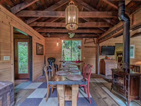 Mendocino Home 982955