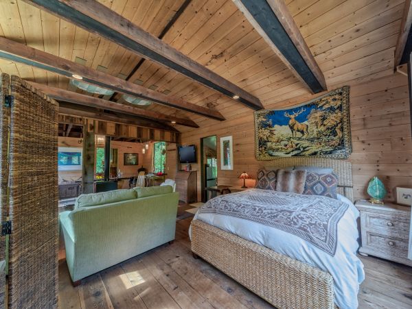 Mendocino Home 982955