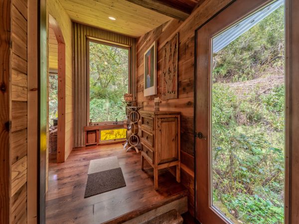 Mendocino Home 982955