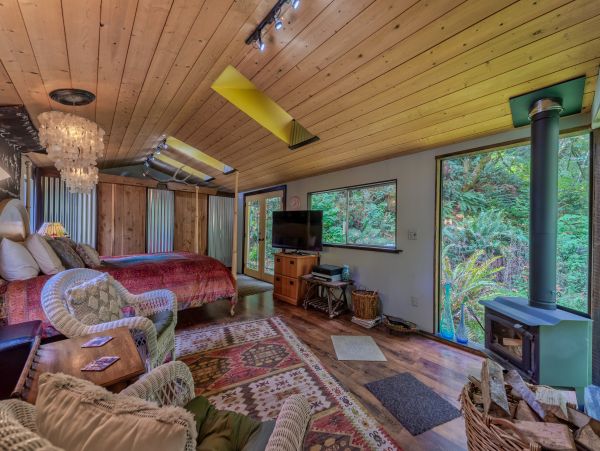Mendocino Home 982955