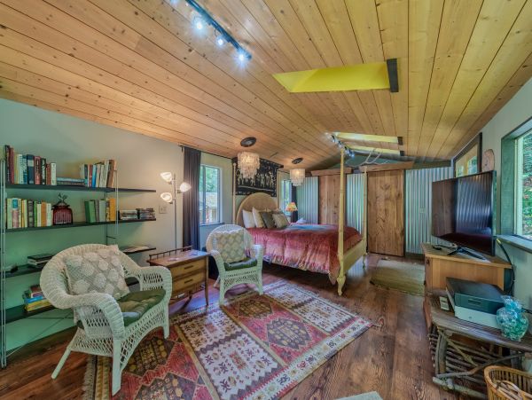 Mendocino Home 982955