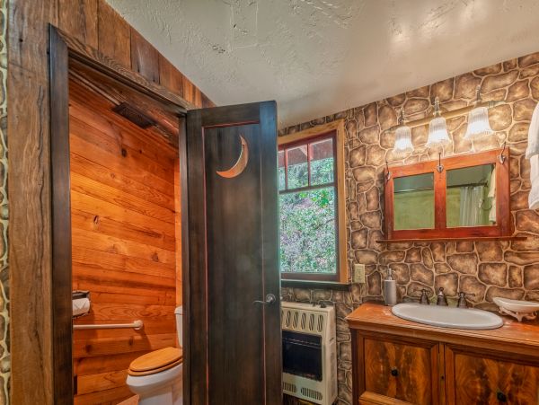 Mendocino Home 982955