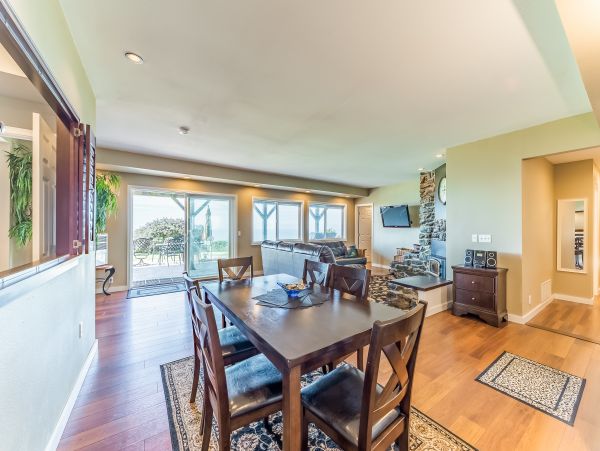 Mendocino Home 982956