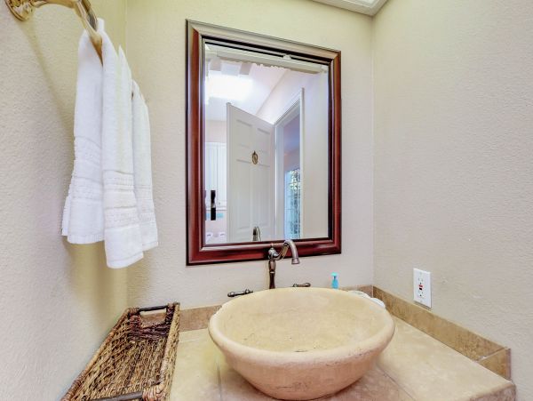Mendocino Home 982957