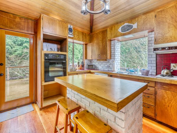 Mendocino Home 982959