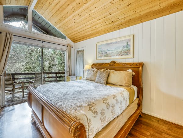 Mendocino Home 982959