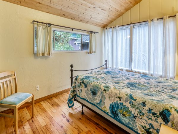 Mendocino Home 982959