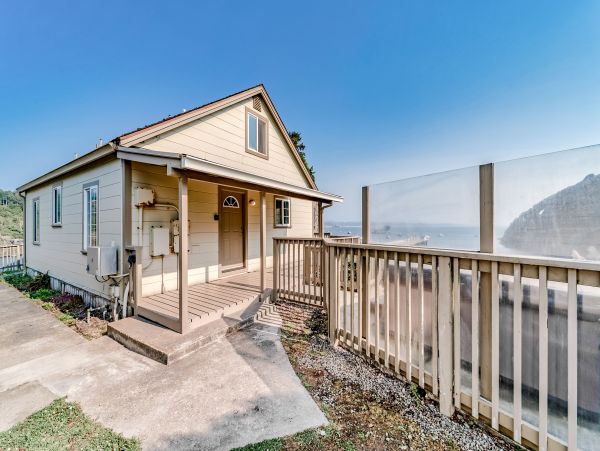 Mendocino Home 982960