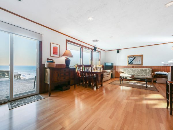 Mendocino Home 982964
