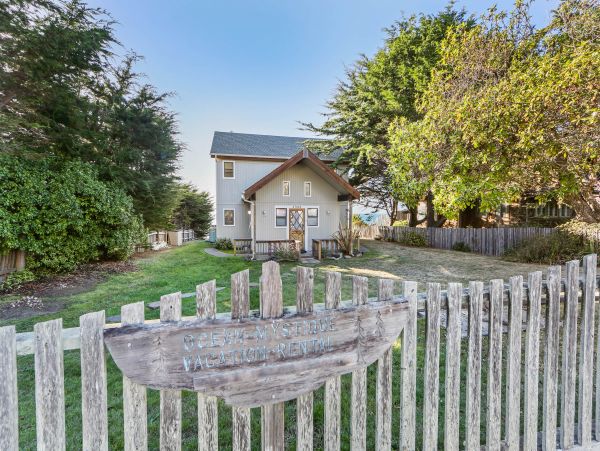 Mendocino Home 982964