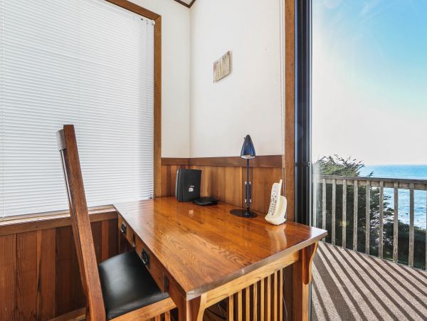Mendocino Home 982964