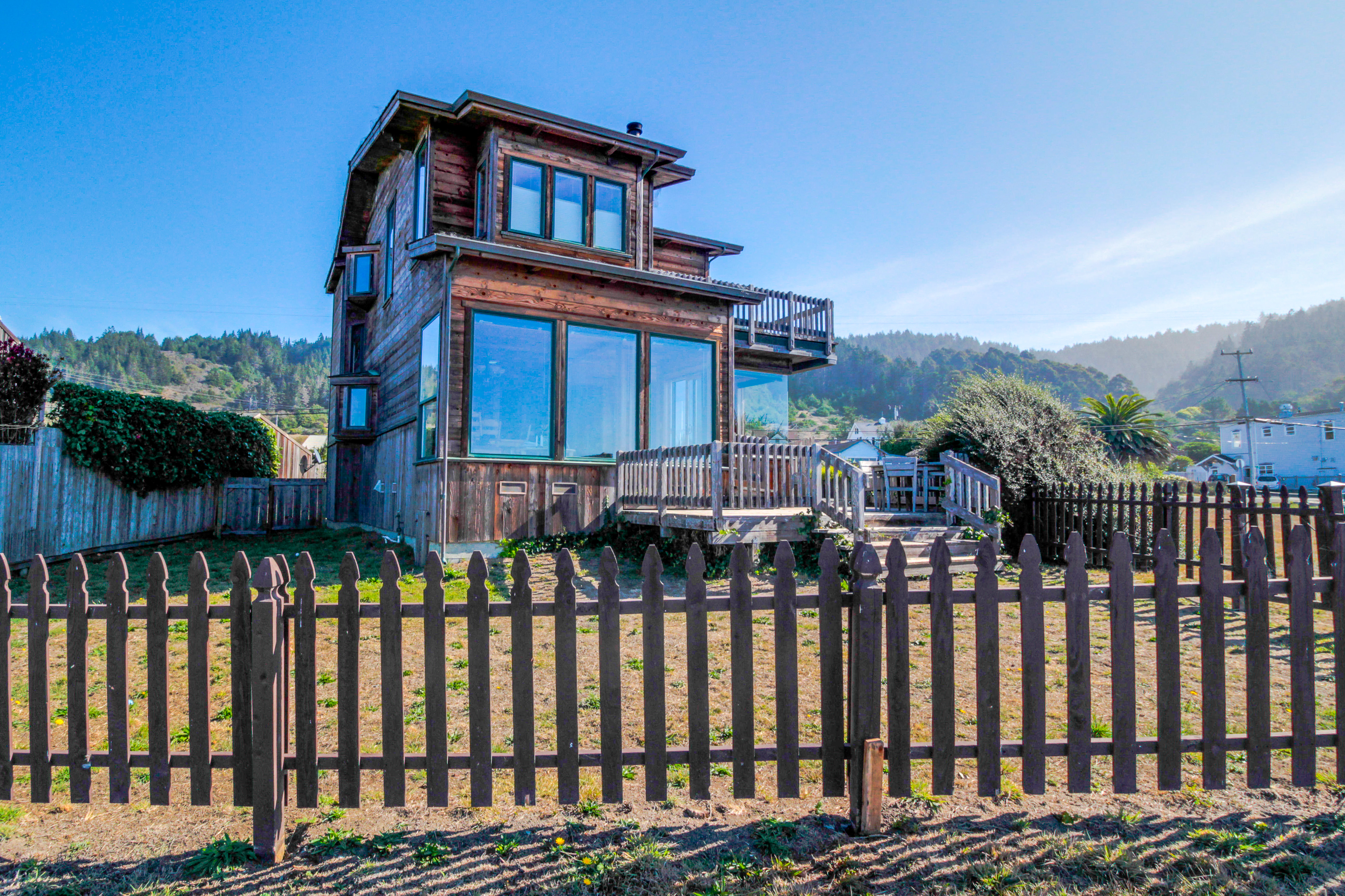 Mendocino Home 982965