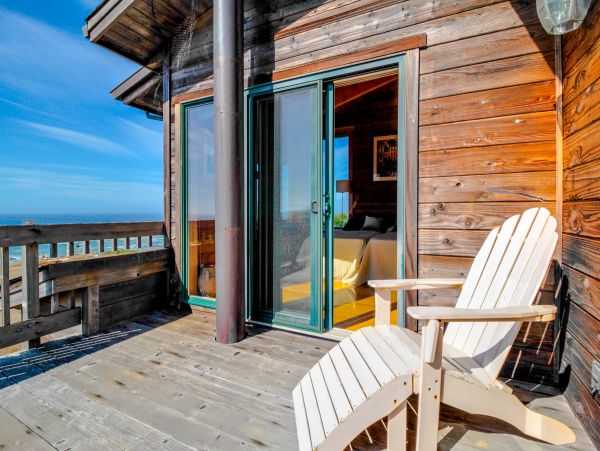 Mendocino Home 982965