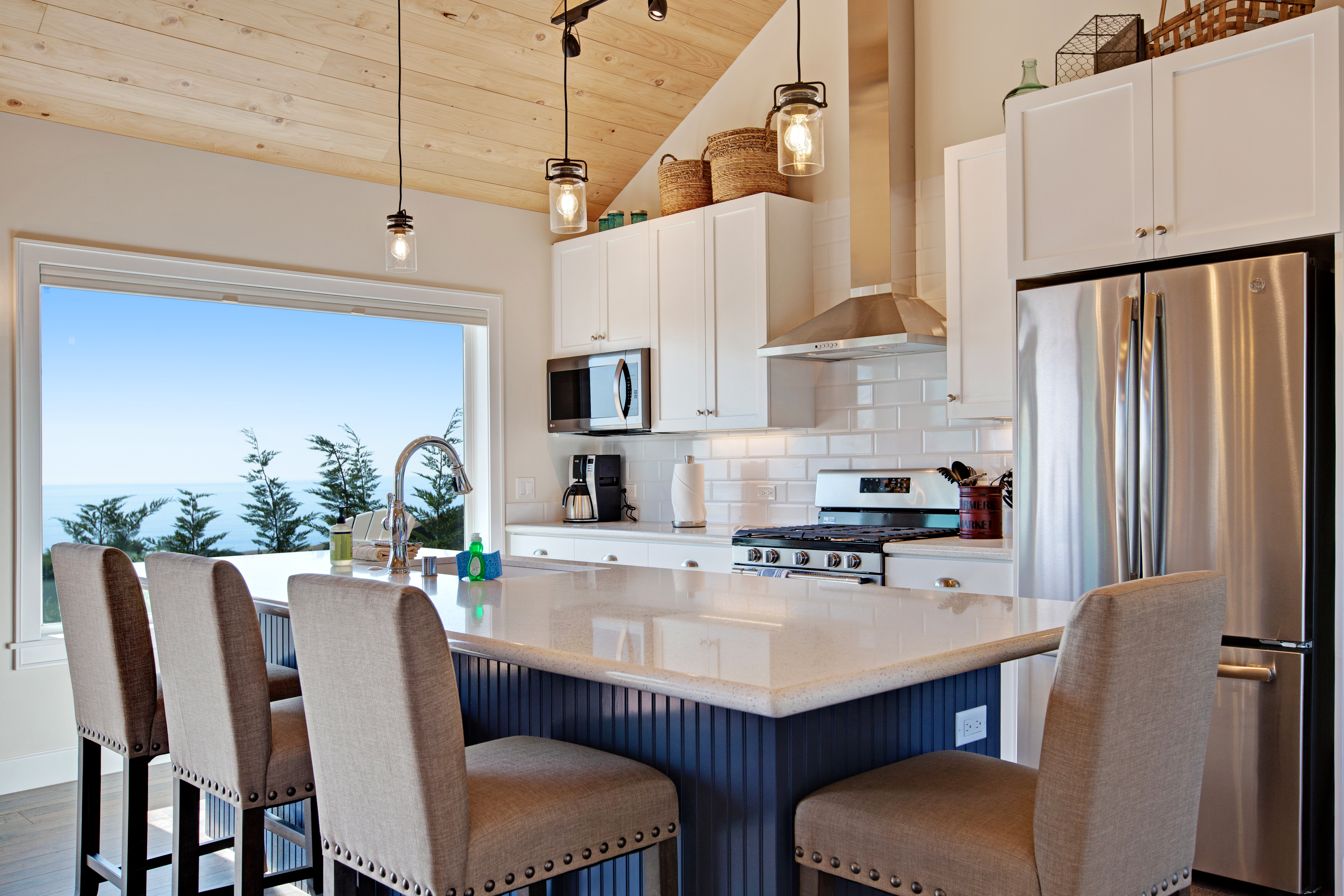 Mendocino Home 982967