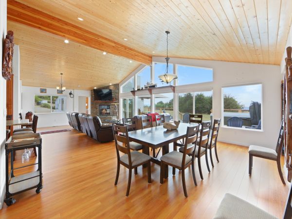 Mendocino Home 982968