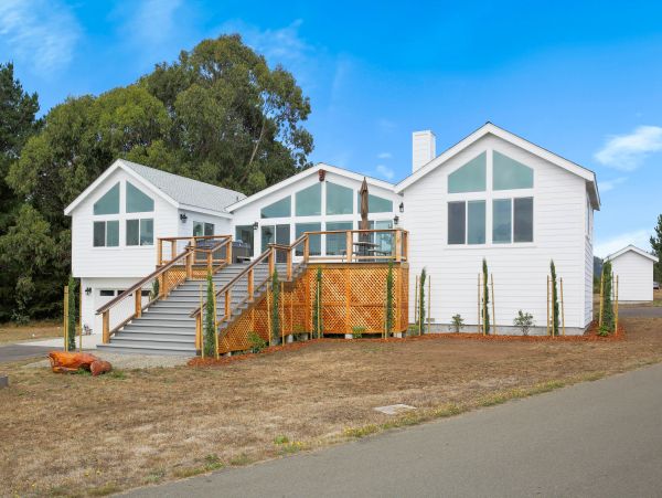 Mendocino Home 982968