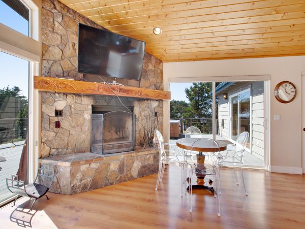 Mendocino Home 982969