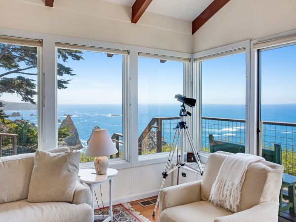 Mendocino Home 982970