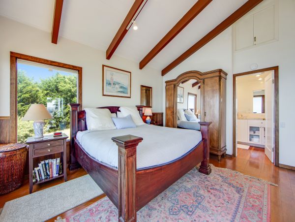 Mendocino Home 982970