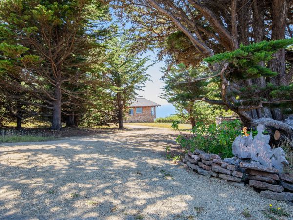 Mendocino Home 982970