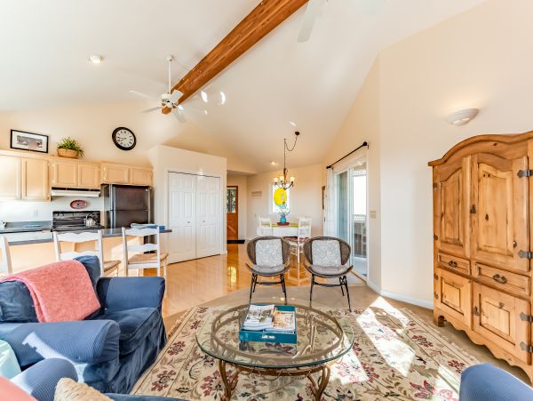 Mendocino Home 982972