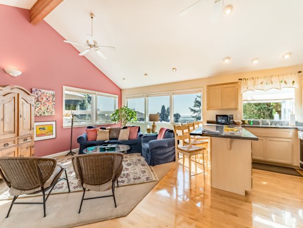 Mendocino Home 982972