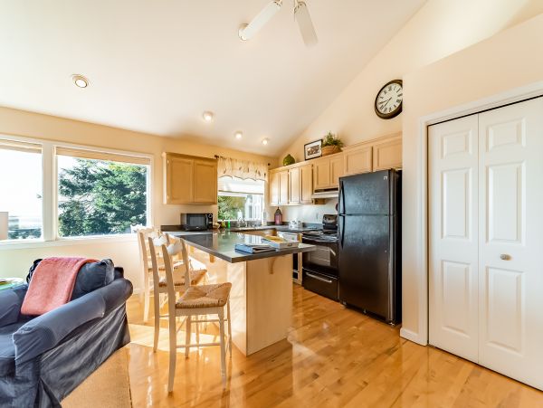 Mendocino Home 982972