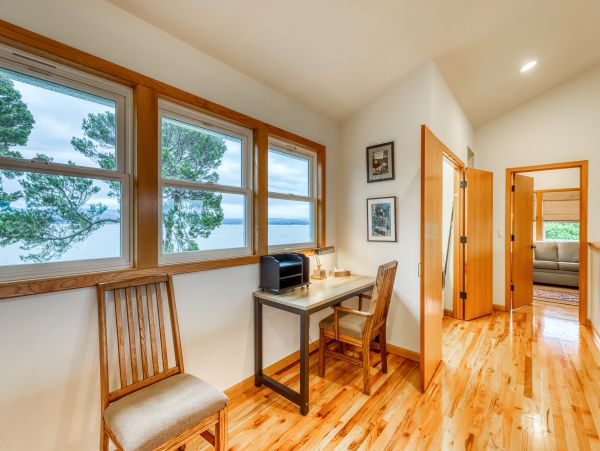 Mendocino Home 982974
