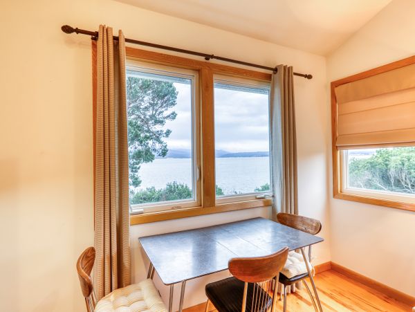 Mendocino Home 982974