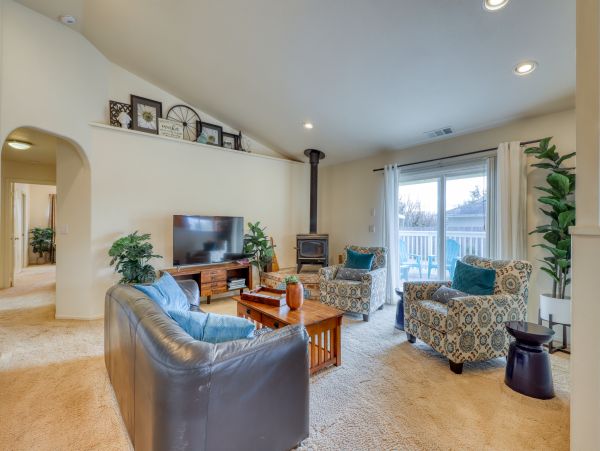 Mendocino Home 982975