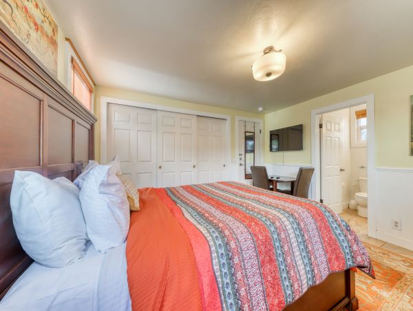Mendocino Home 982976