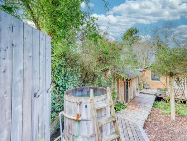 Mendocino Home 982978