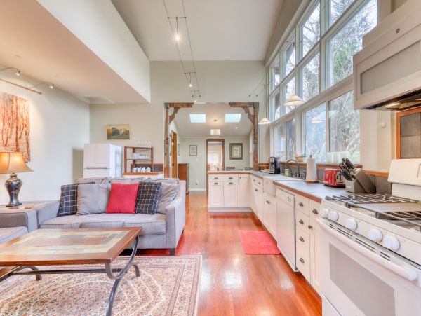 Mendocino Home 982978