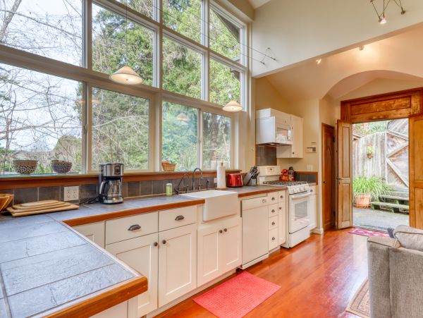 Mendocino Home 982978
