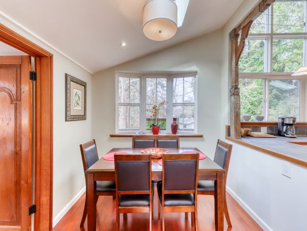 Mendocino Home 982978