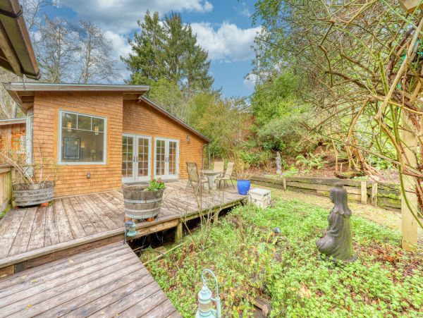 Mendocino Home 982978