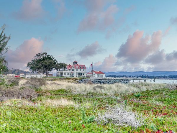 Mendocino Home 982978