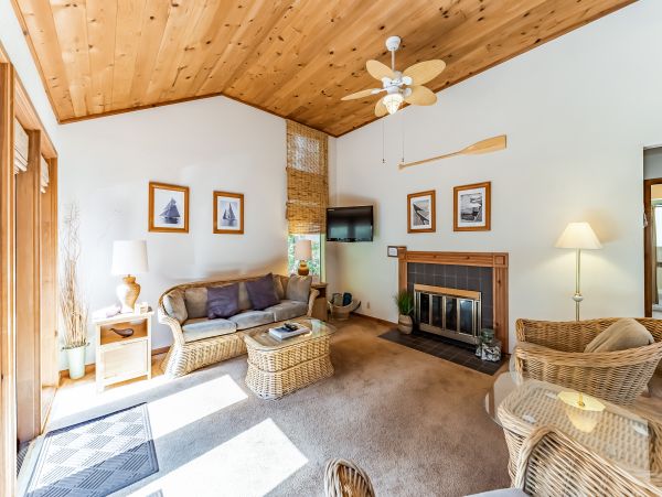 Mendocino Home 982981