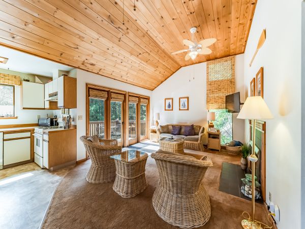 Mendocino Home 982981