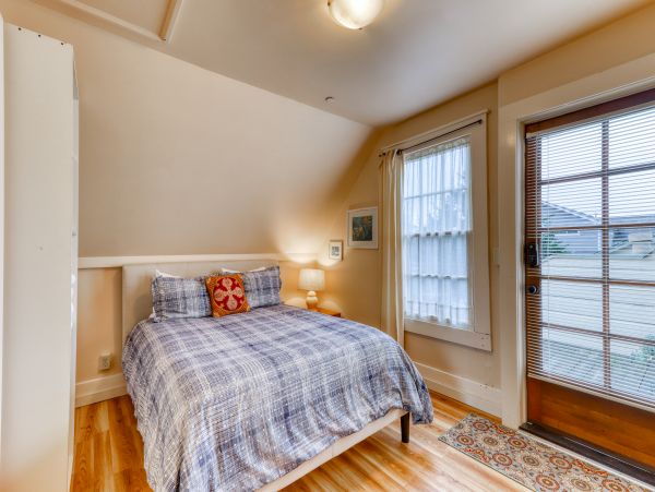 Mendocino Home 982982