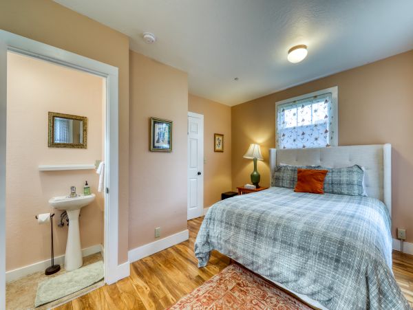 Mendocino Home 982985