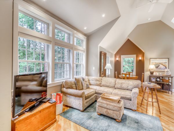 Mendocino Home 982986