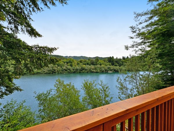 Mendocino Home 982989