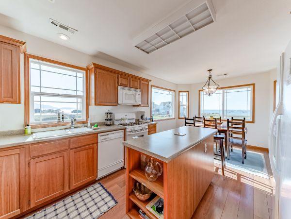 Mendocino Home 982993