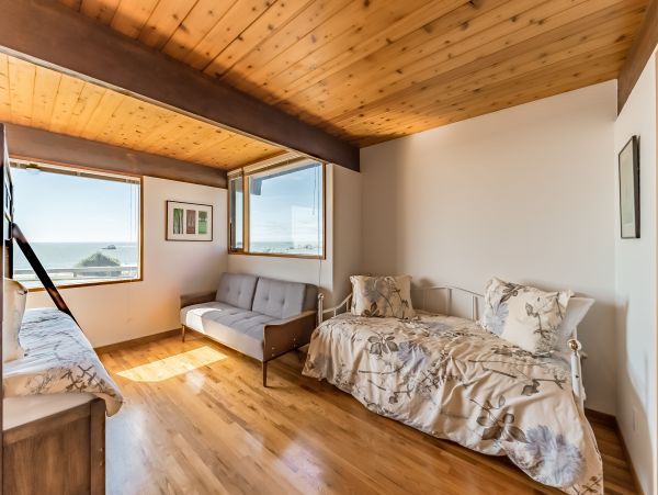Mendocino Home 982994