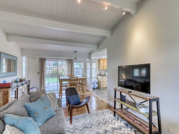 Mendocino Home 982995