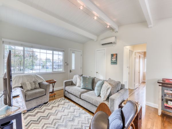 Mendocino Home 982995
