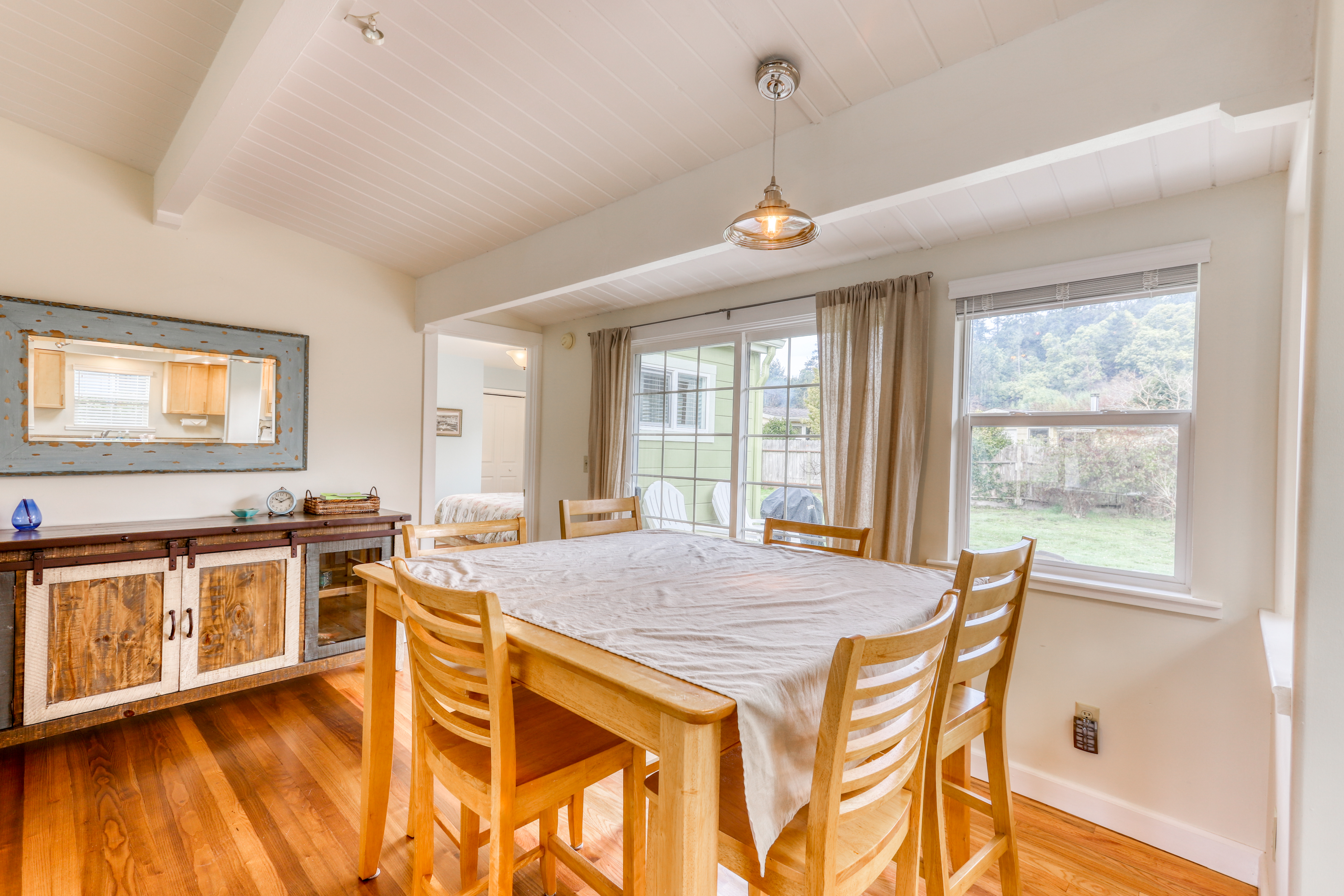 Mendocino Home 982995