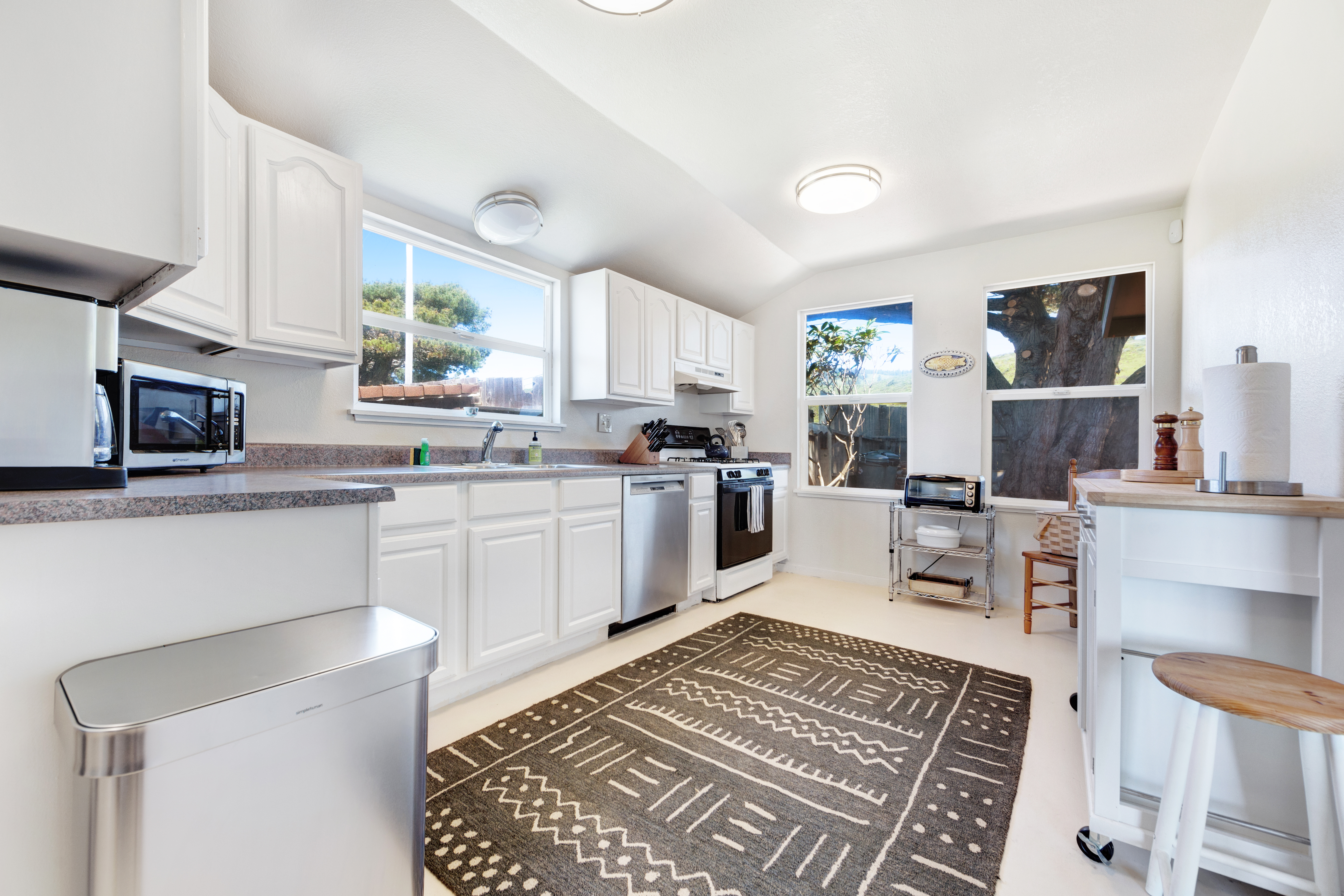 Mendocino Home 982996